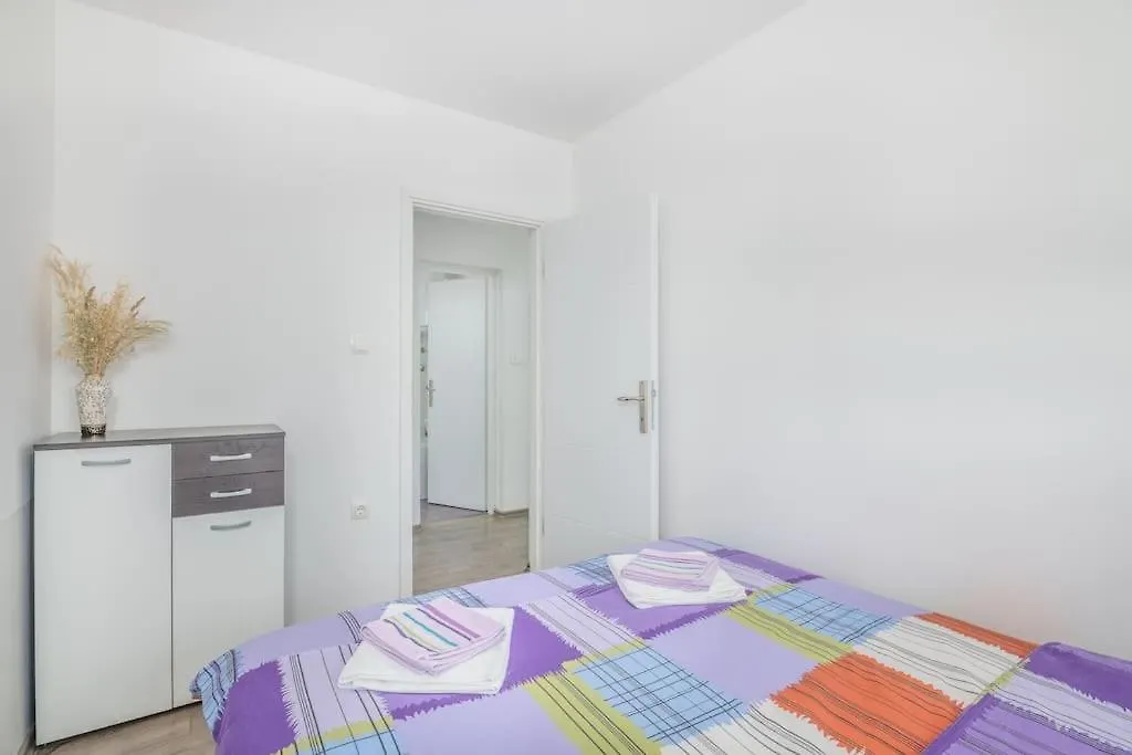 Nice Apartment With Balcony Very Close To The Sea Klimno 0*,